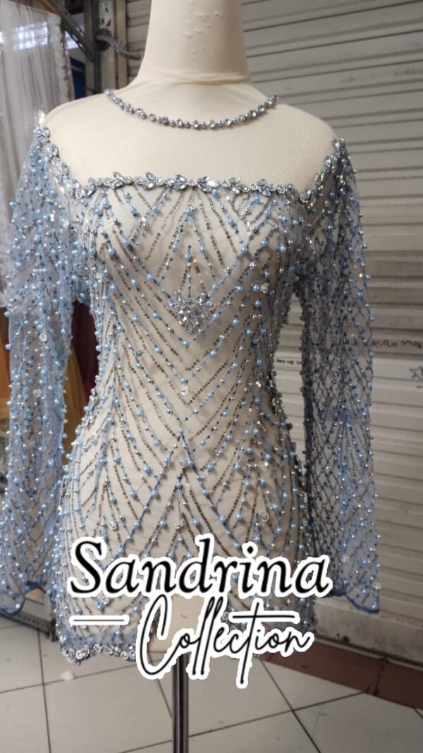 Kebaya Brokat Biru